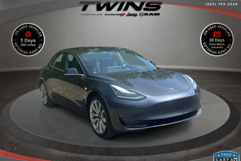2018 Tesla Model 3 Performance photo 1