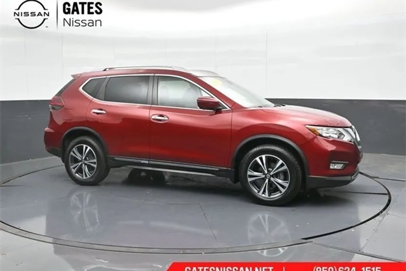 2018 Nissan Rogue SL photo 1
