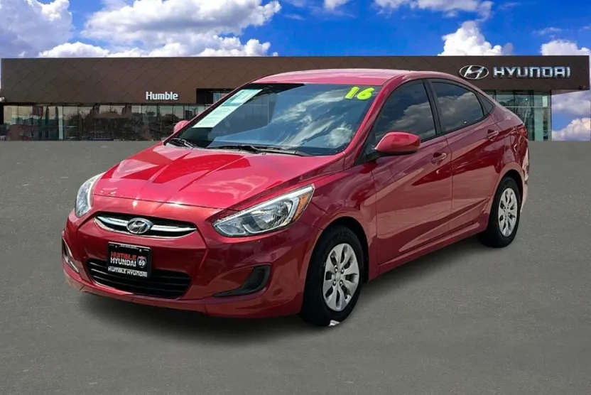 2016 Hyundai Accent SE photo 1