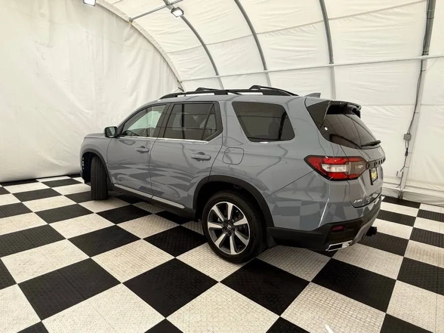 2023 Honda Pilot Elite photo 1