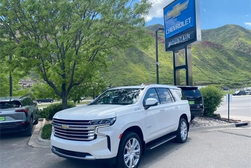 2022 Chevrolet Tahoe High Country photo 1