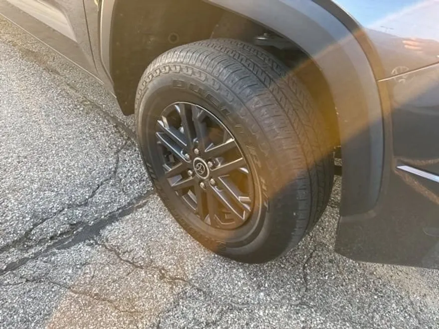 2023 Toyota Tundra SR5 photo 1