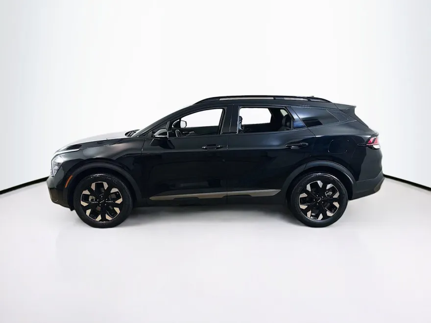 2023 Kia Sportage X-Line photo 1