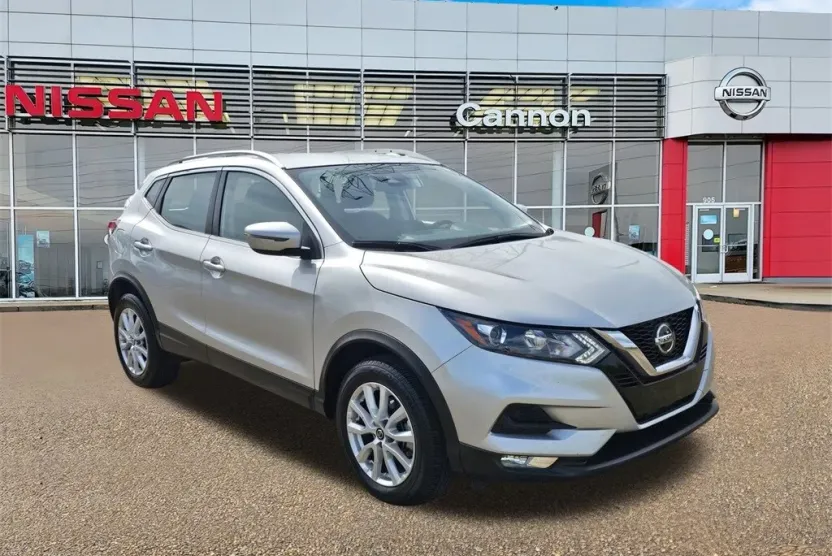 2022 Nissan Rogue Sport SV photo 1