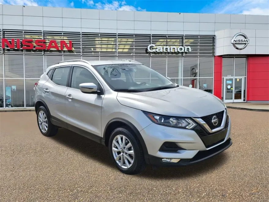 2022 Nissan Rogue Sport SV photo 1