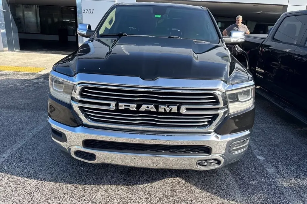 2020 Ram 1500 Laramie photo 1