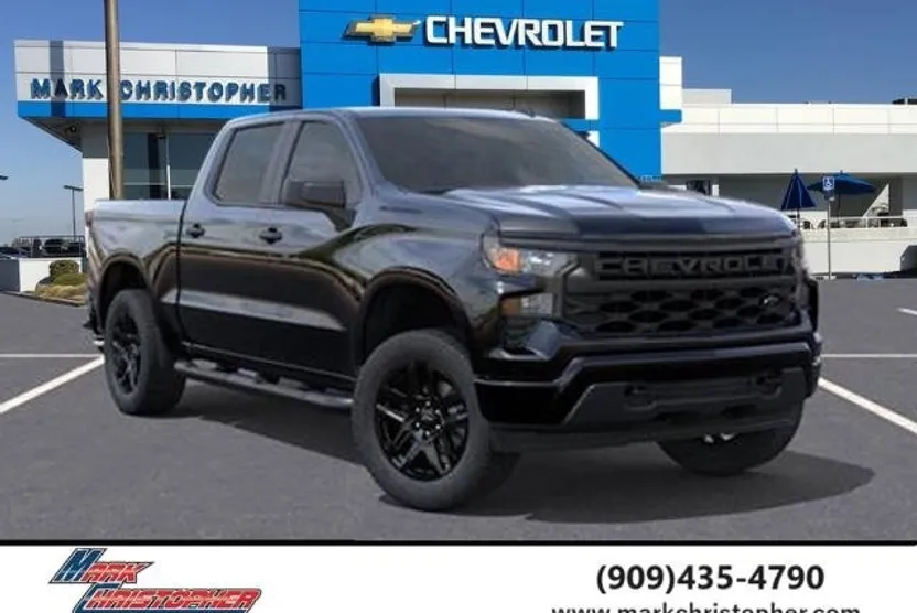 2025 Chevrolet Silverado 1500 Custom photo 1