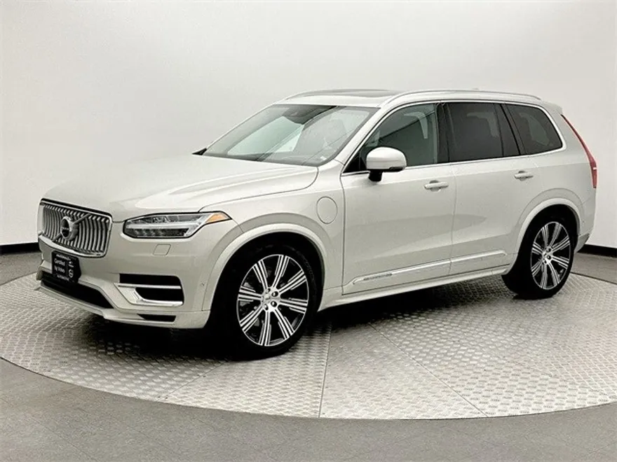 2022 Volvo XC90 Recharge T8 Inscription photo 1