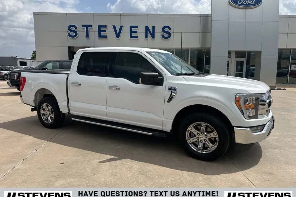 2023 Ford F-150 XLT photo 1