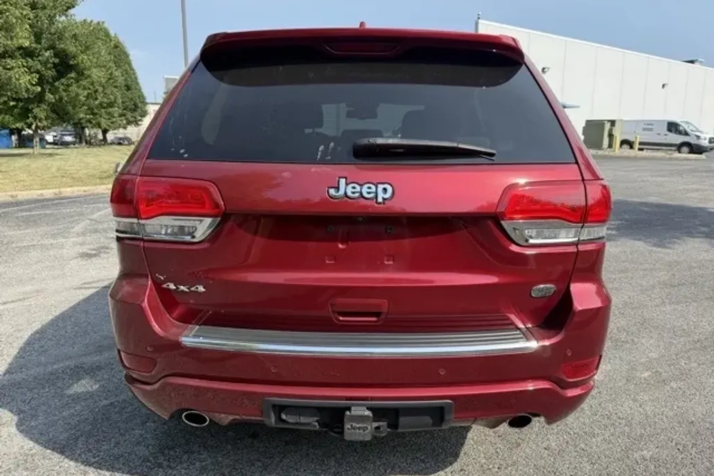 2015 Jeep Grand Cherokee Overland photo 1