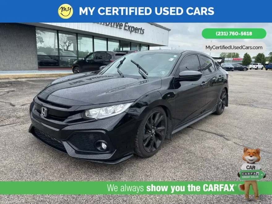 2018 Honda Civic Sport Hatchback photo 1