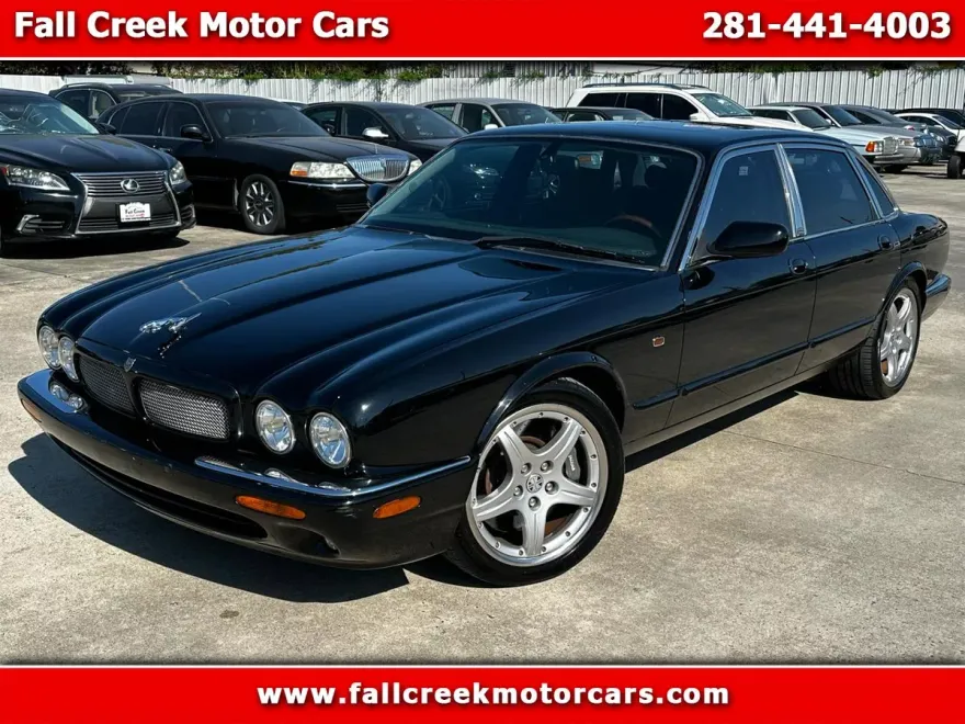 2003 Jaguar XJ XJR Supercharged photo 1