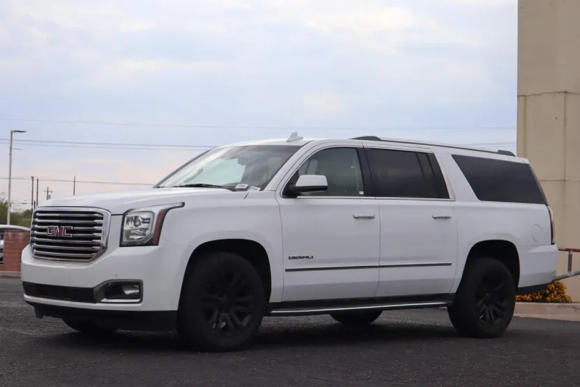 2020 Gmc Yukon XL Denali photo 1