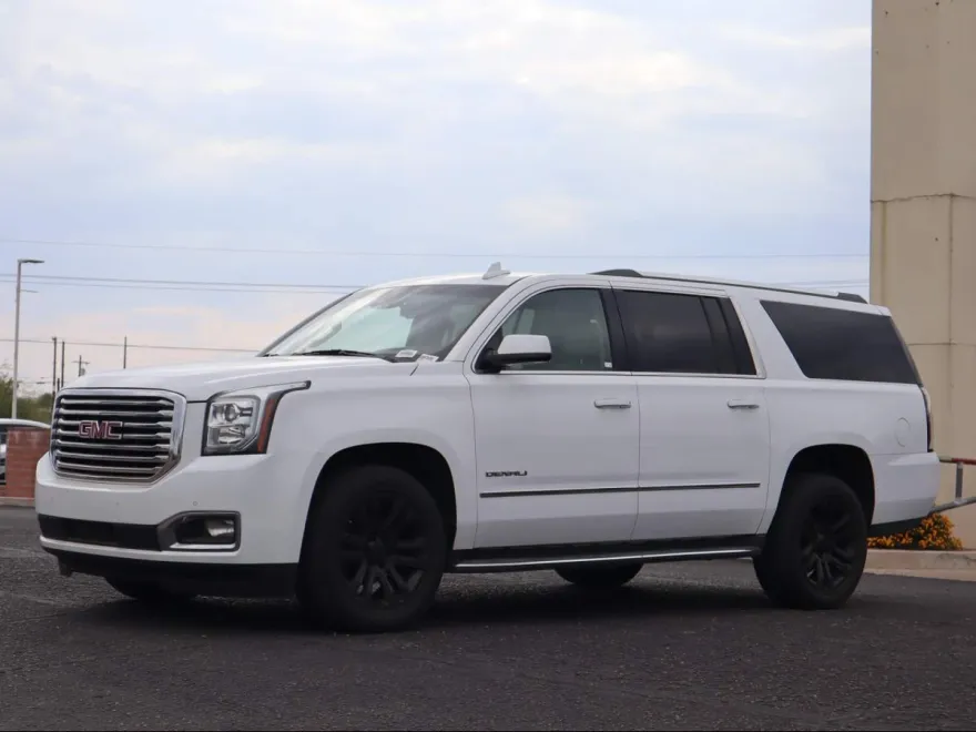 2020 Gmc Yukon XL Denali photo 1