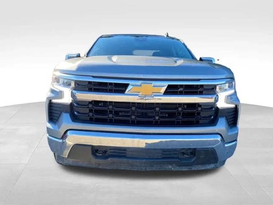 2023 Chevrolet Silverado 1500 LT photo 1