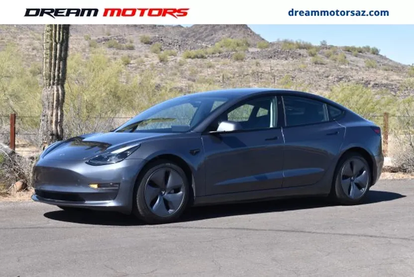 2023 Tesla Model 3 photo 1