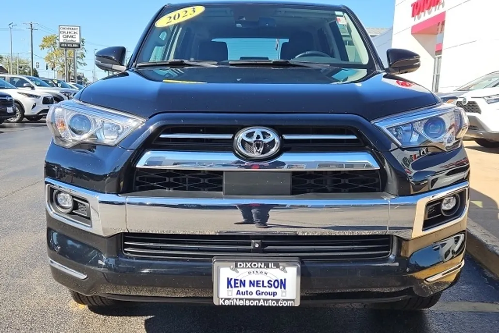 2023 Toyota 4Runner Limited photo 1