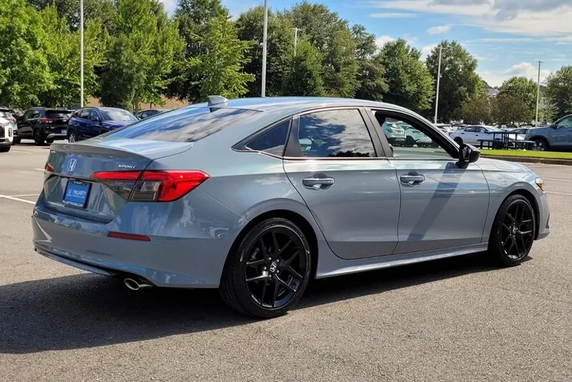 2022 Honda Civic Sport photo 1