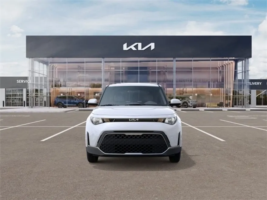 2025 Kia Soul LX photo 1