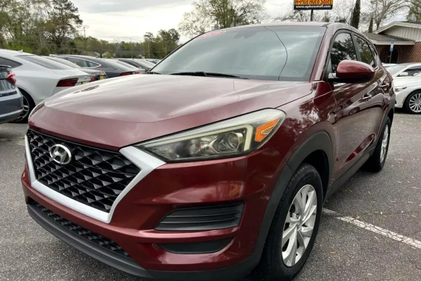2019 Hyundai Tucson SE photo 1
