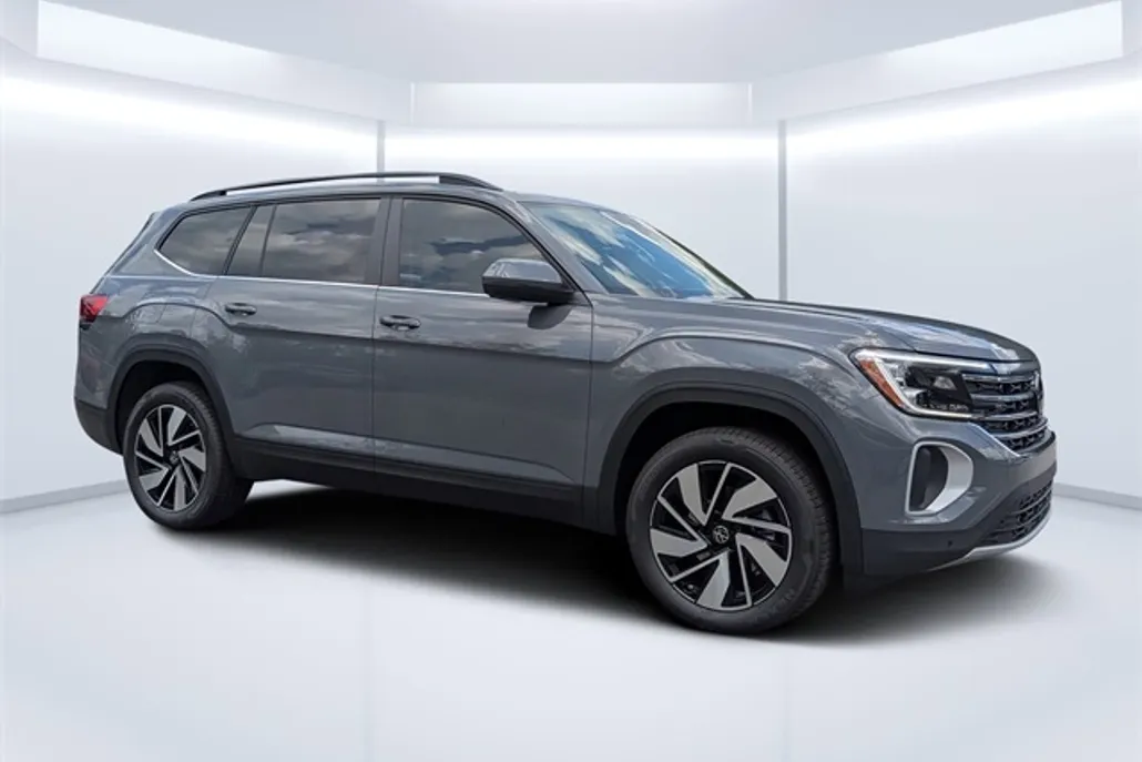 2026 Volkswagen Atlas SE Technology photo 1