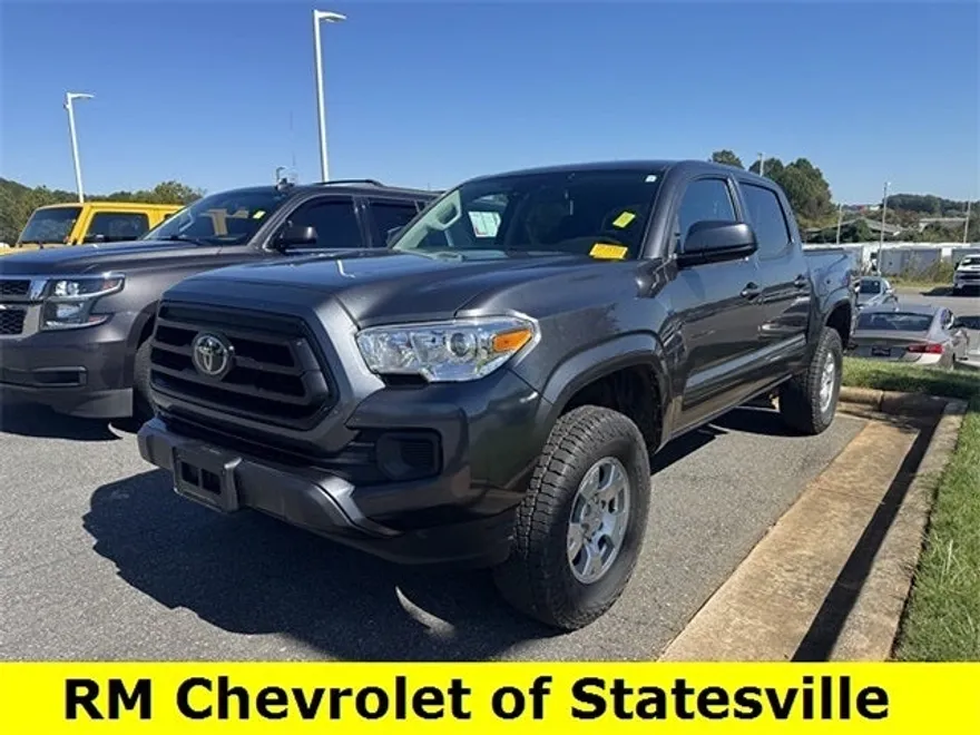 2021 Toyota Tacoma SR V6 photo 1