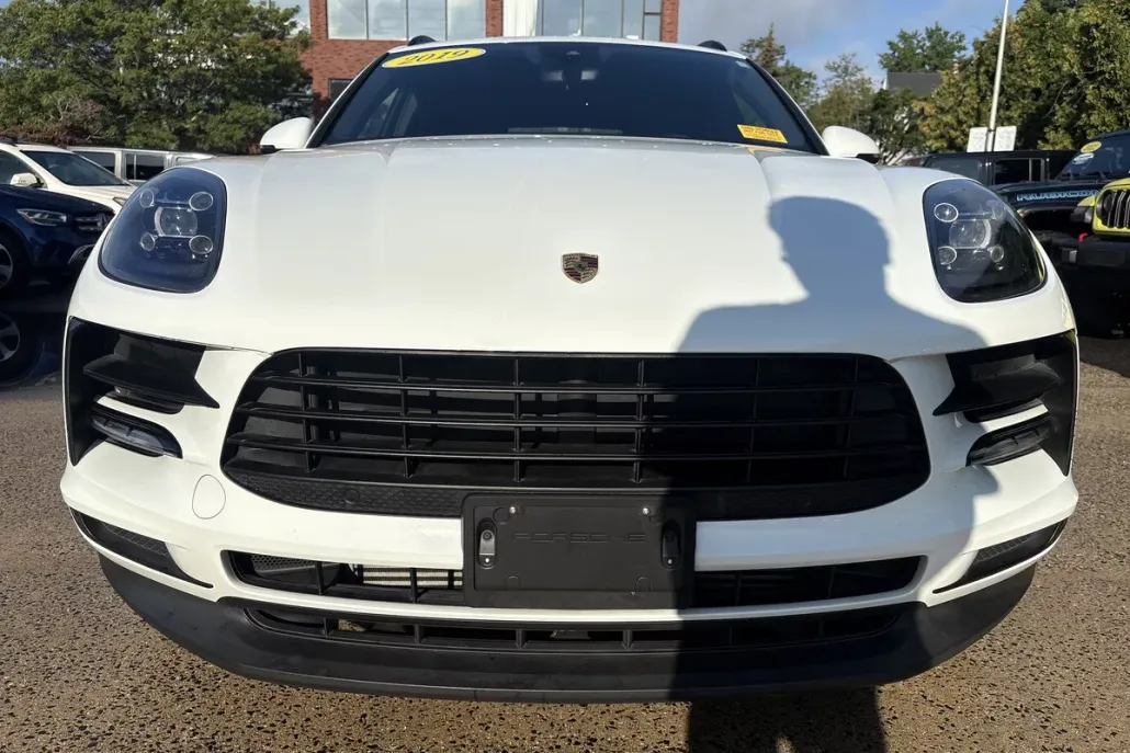 2019 Porsche Macan S photo 1