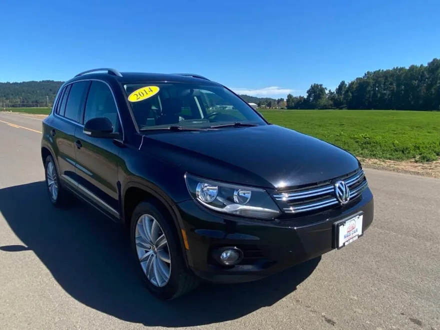 2014 Volkswagen Tiguan SEL photo 1