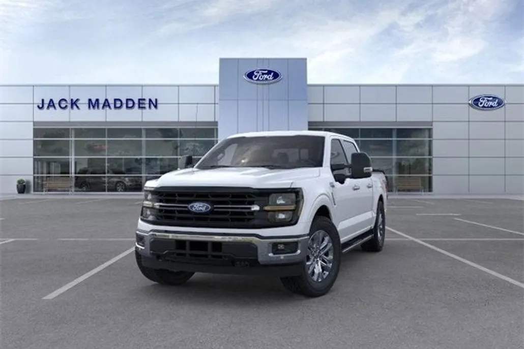 2024 Ford F-150 XLT photo 1