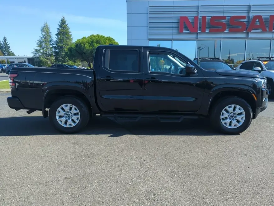 2022 Nissan Frontier SV photo 1