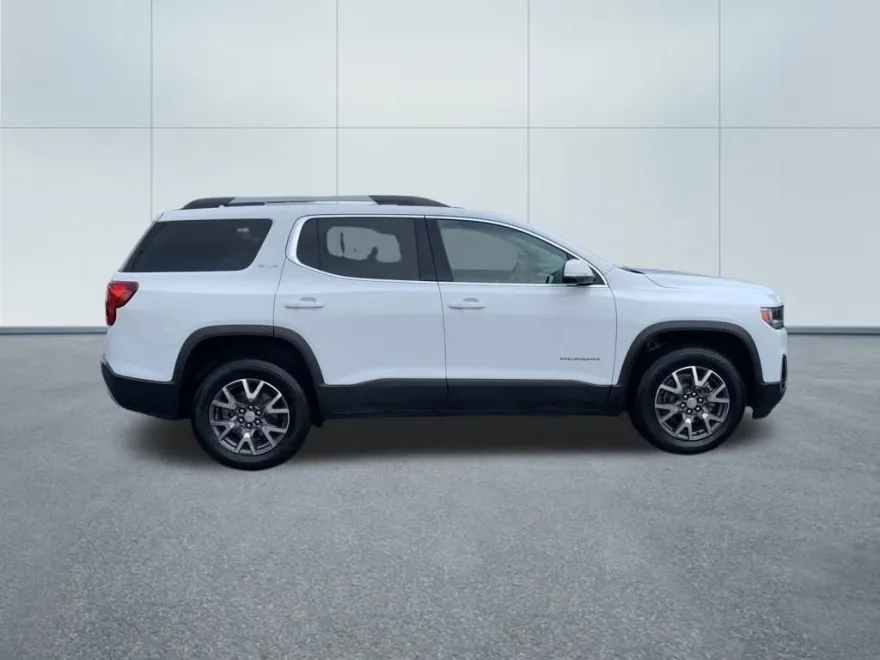 2022 Gmc Acadia SLE photo 1