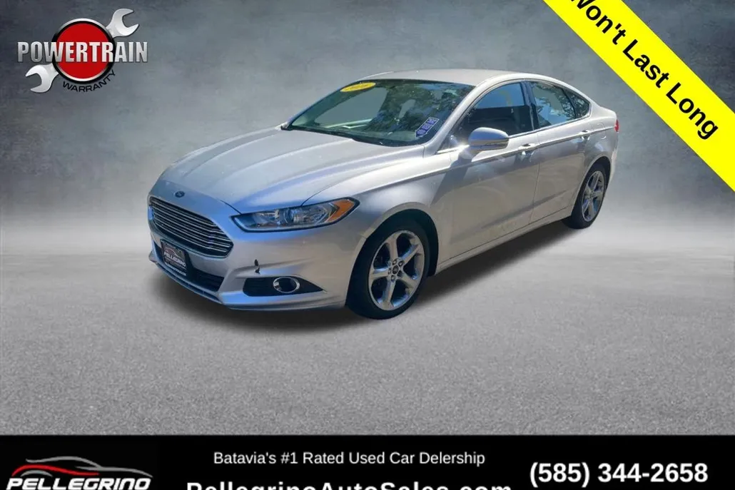 2016 Ford Fusion SE photo 1