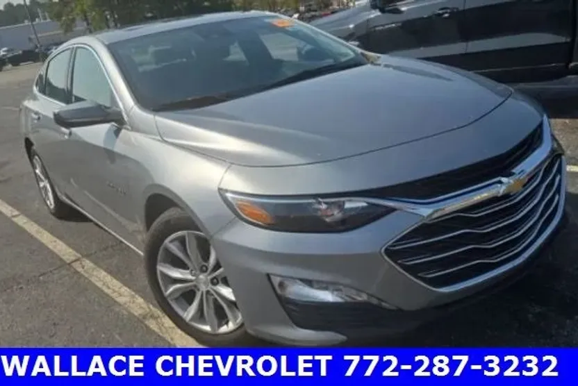 2024 Chevrolet Malibu 1LT photo 1