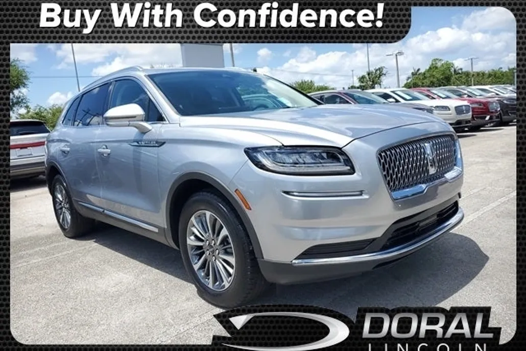 2023 Lincoln Nautilus Standard photo 1