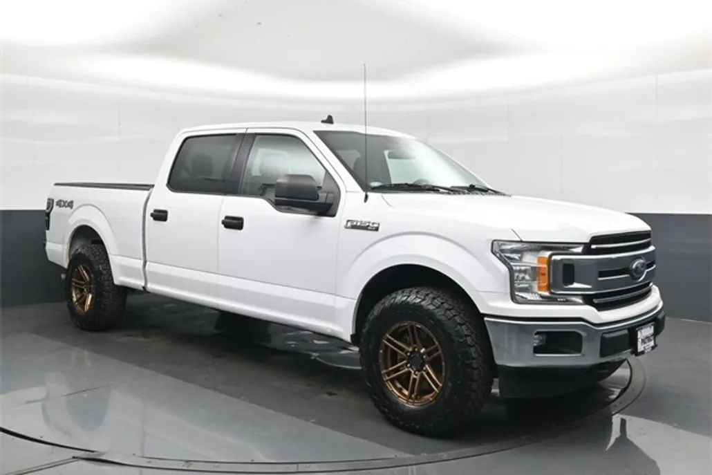 2019 Ford F-150 XLT photo 1