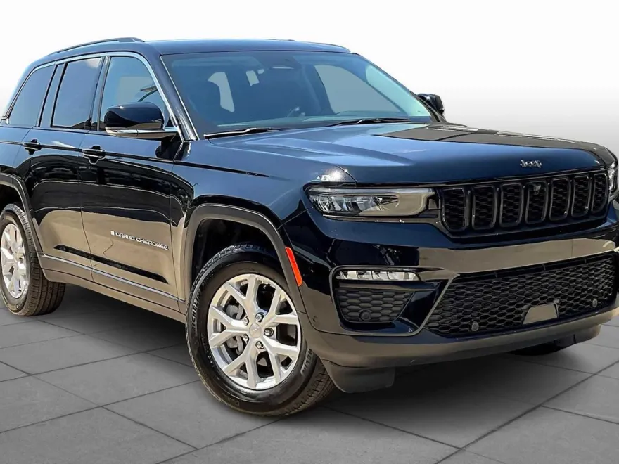 2023 Jeep Grand Cherokee Limited photo 1
