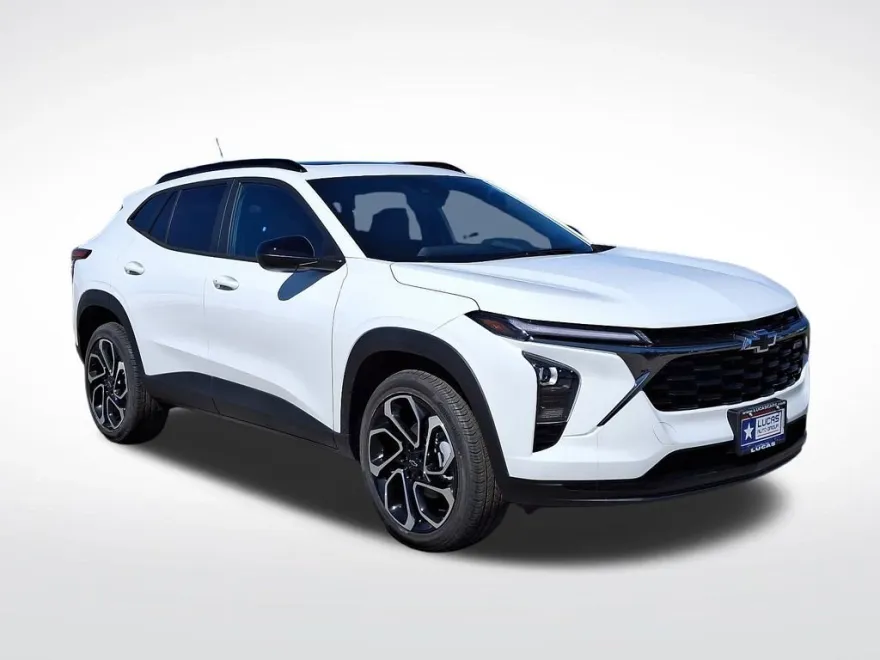 2025 Chevrolet Trax photo 1