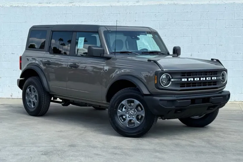 2025 Ford Bronco Big Bend photo 1