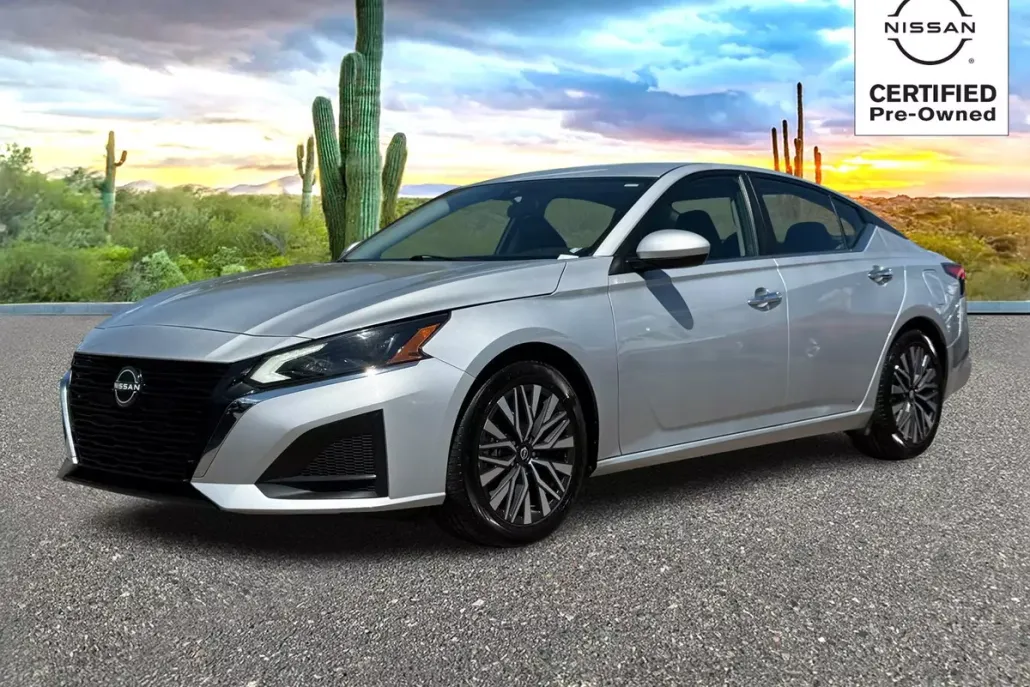 2023 Nissan Altima 2.5 SV photo 1