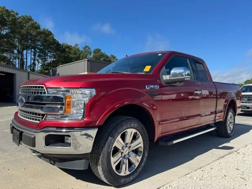 2019 Ford F-150 Lariat photo 1