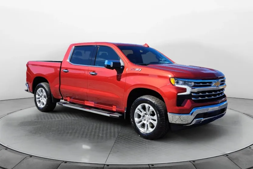2025 Chevrolet Silverado 1500 LTZ photo 1