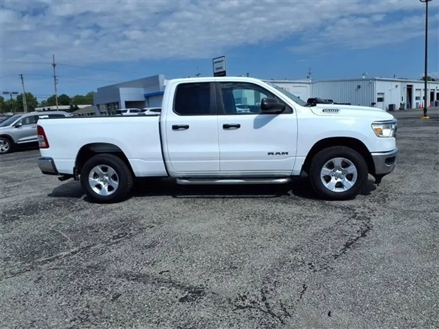 2021 Ram 1500 Tradesman photo 1