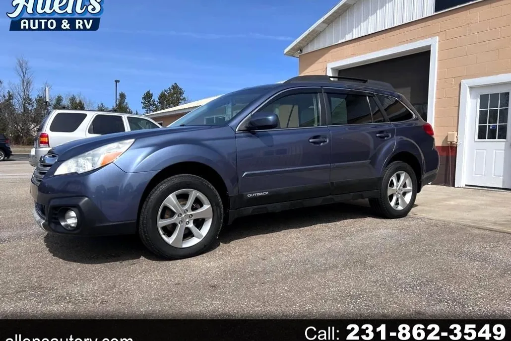 2013 Subaru Outback 2.5i Limited photo 1
