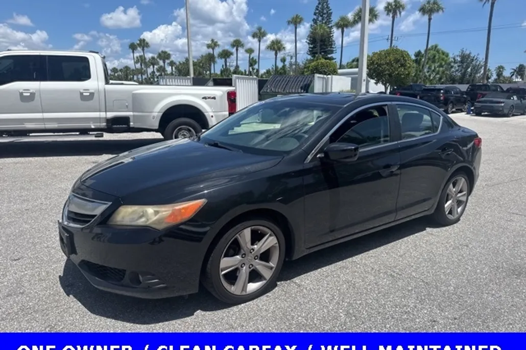2013 Acura ILX 2.0L Technology photo 1