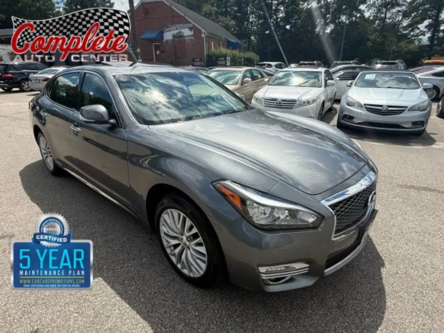 2015 Infiniti Q70 3.7 photo 1
