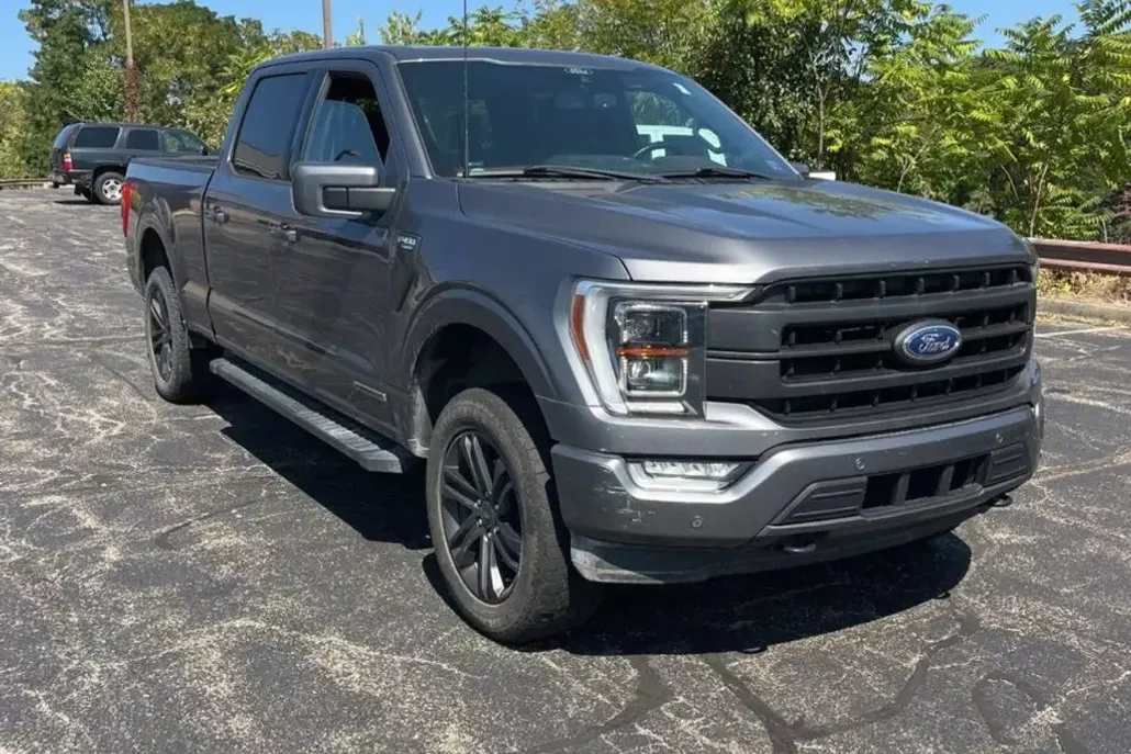 2022 Ford F-150 Lariat photo 1