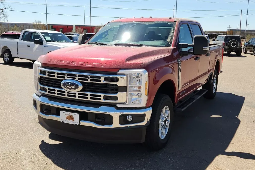 2025 Ford F-250 XLT photo 1