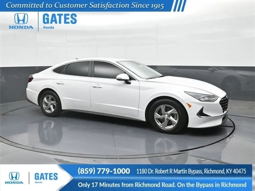 2023 Hyundai Sonata SE photo 1