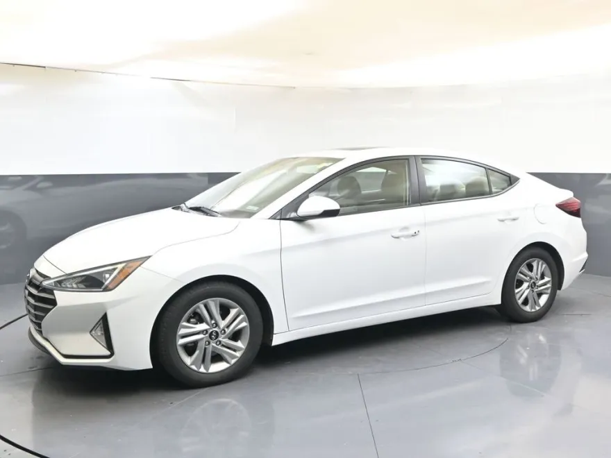 2020 Hyundai Elantra Value Edition photo 1
