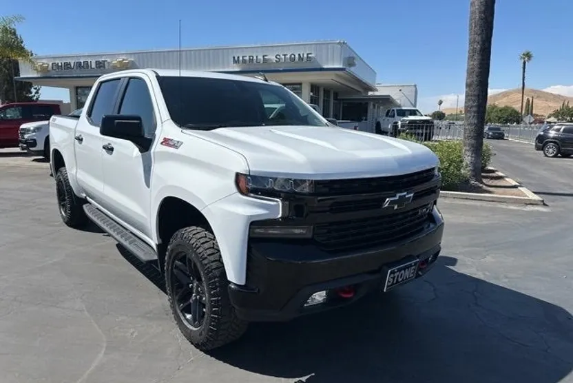 2022 Chevrolet Silverado 1500 LT Trail Boss photo 1